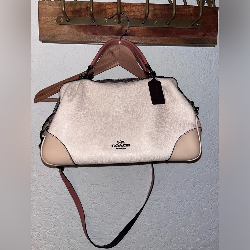 Coach 100% leather w/snakeskin detail satchel/crossbody bag
